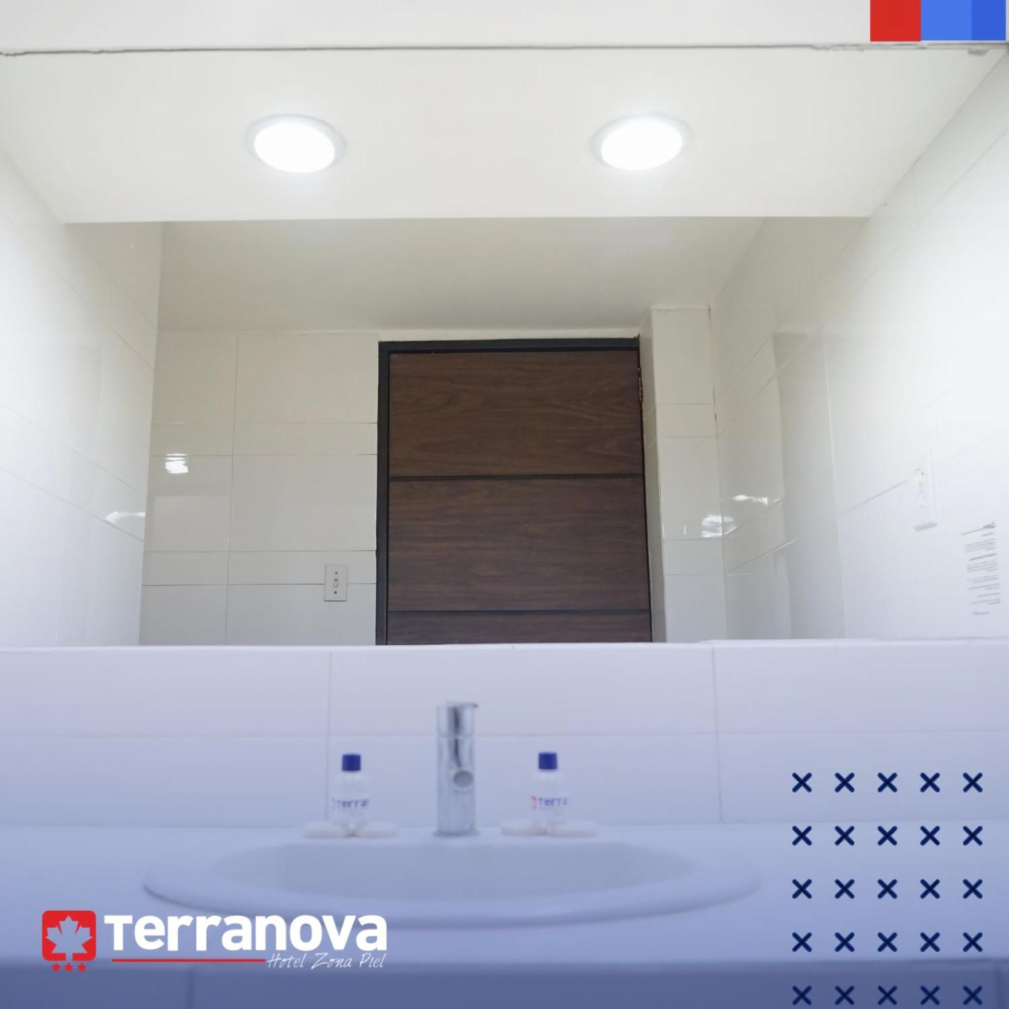 Hotel Terranova León de los Aldamas Extérieur photo