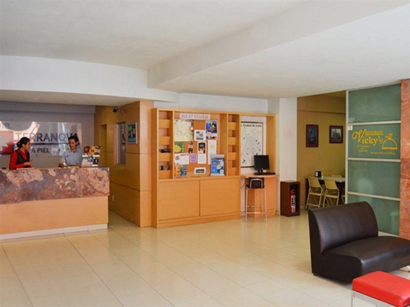 Hotel Terranova León de los Aldamas Extérieur photo